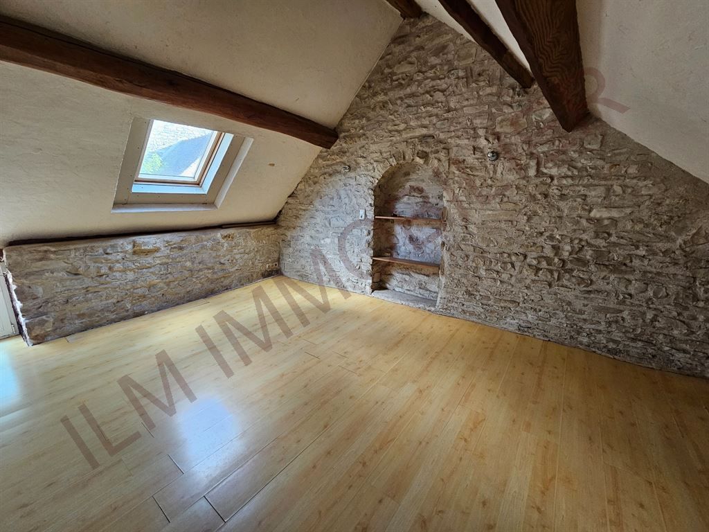 maison 5 pièces en vente sur VINCELLES (89290)
