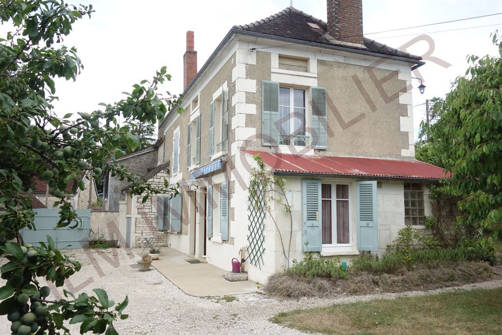 maison 4 pièces en vente sur VIVIERS (89700)