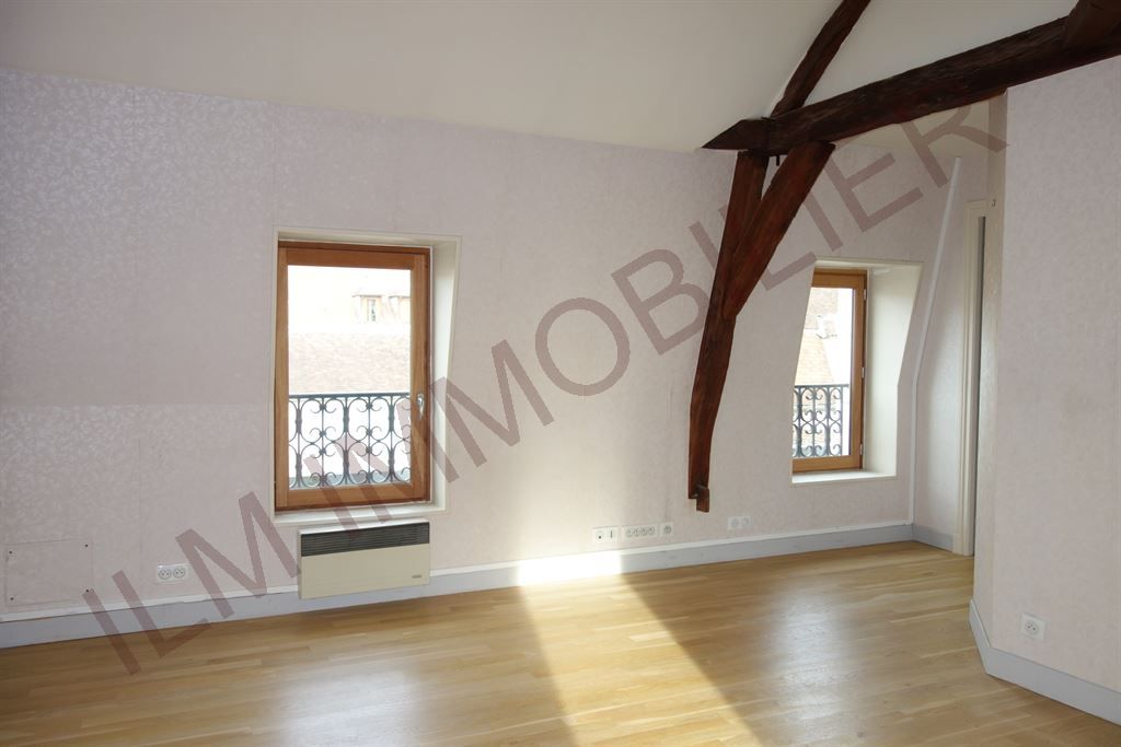 maison 18 pièces en vente sur AUXERRE (89000)