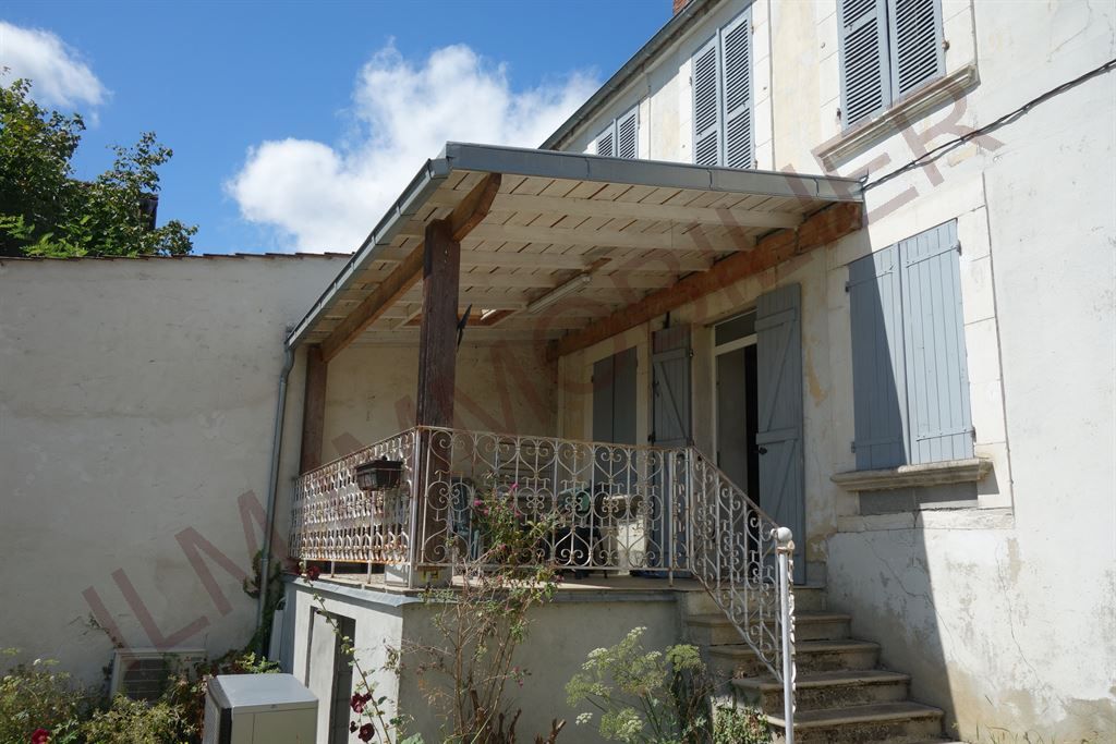 maison 7 pièces en vente sur ST FLORENTIN (89600)