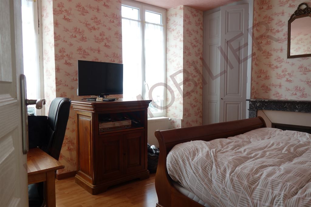 maison 7 pièces en vente sur ST FLORENTIN (89600)
